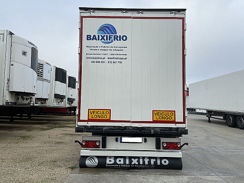 Camião Baixifrio